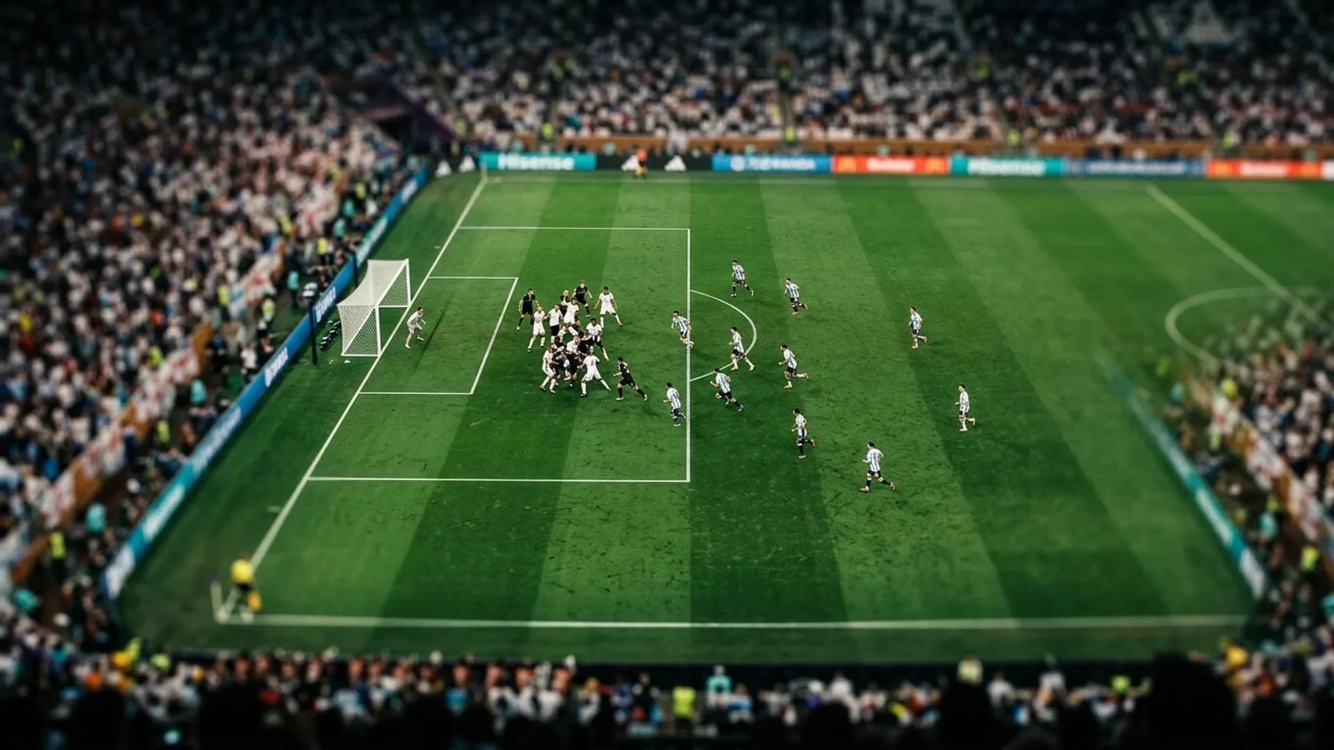 Oversiktsbilde av fotballspillere fra England og Argentina under en intens semifinalen i VM.