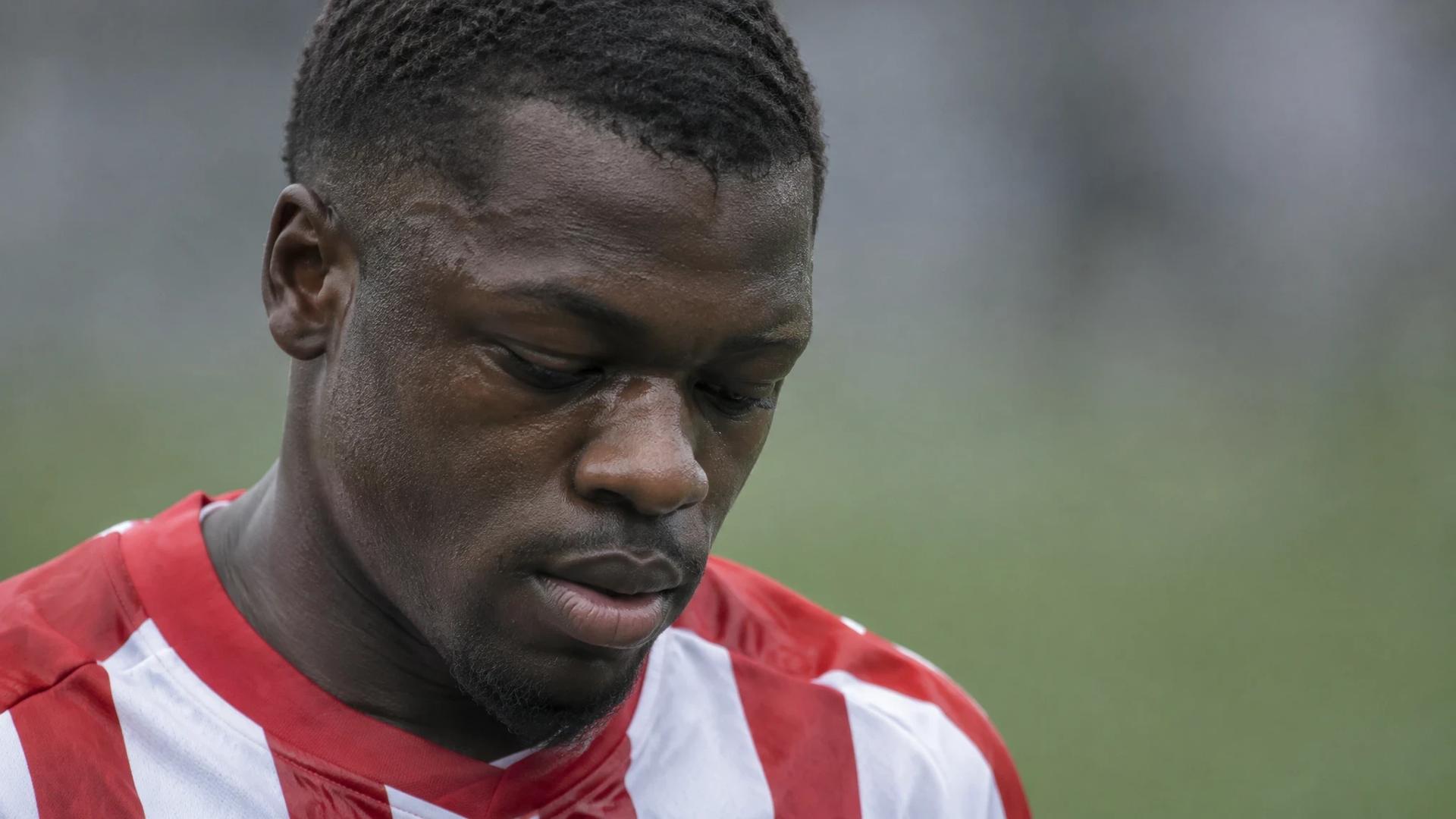 Brian Brobbey står med et ettertenksomt uttrykk etter Sunderlands målløse kamp mot Leeds.