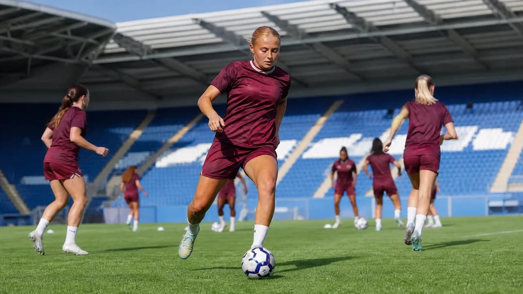 Paulina Nyström training at The King Power Stadium with Leicester City teammates.